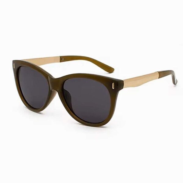 sophia gray2 min