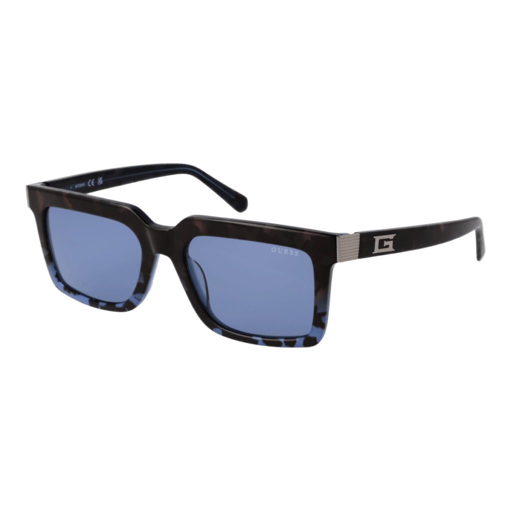 Слънчеви очила Guess GU00213 5592V в кафява рамка — изглед отпред